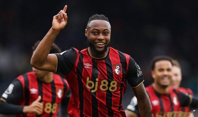 绿帽哥透露据悉，利物浦已为伯恩茅斯提交了一份价值6500万英镑的分期支付方案。伯