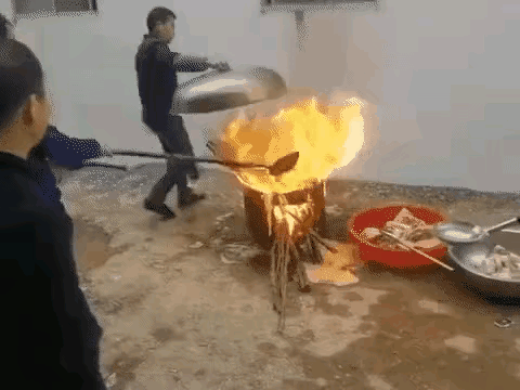 没有灭火器怎么办啊？[哭哭]