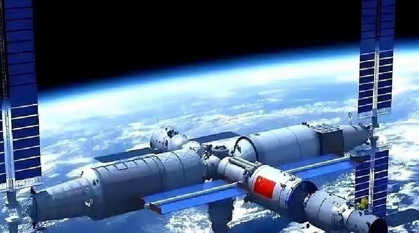 果不其然。中国载人航天工程办公室的公开信息写得很清楚：空间站常驻3人、交接时短