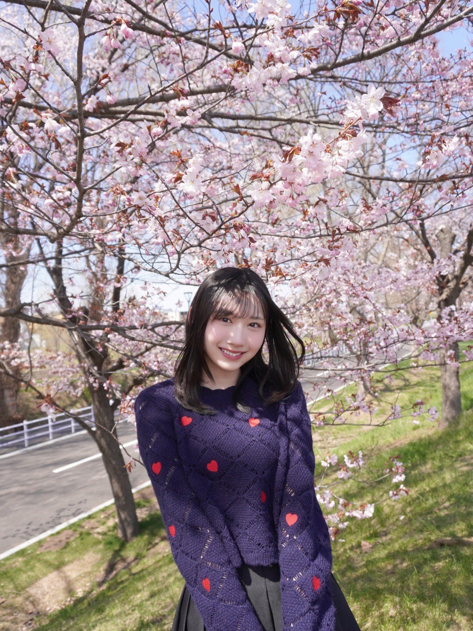 藤嶌果歩「先日北海道にちょっぴり帰省しまして桜を見に行きました。つまりこれは最近