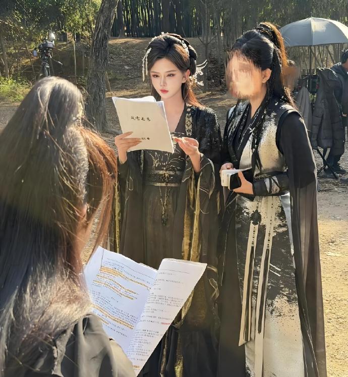 韩安冉也去拍短剧了，不得不说韩安冉这颜值太抗打，剧照是真美啊​​​