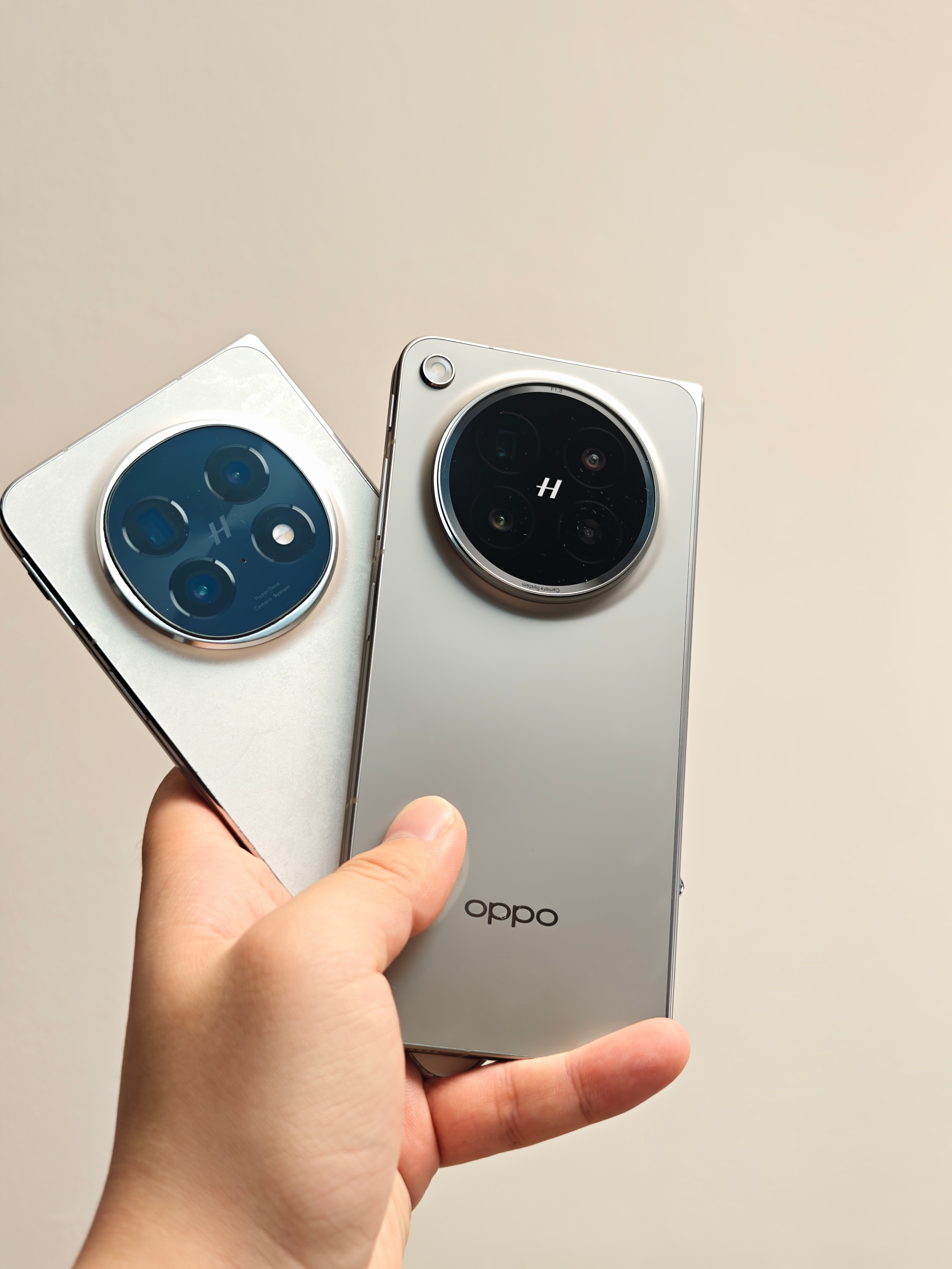 简单喜提一下，粗略估算FindN6质感比N5好了10086倍