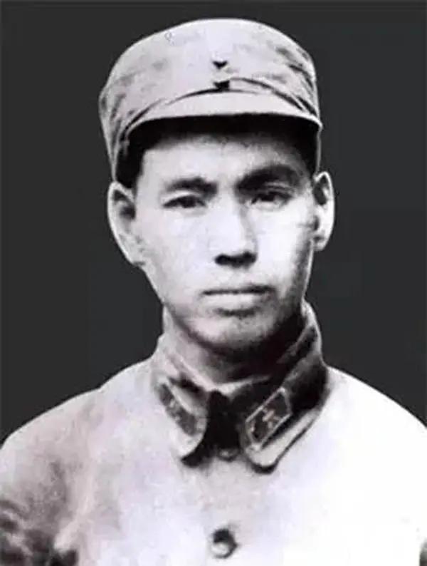 1941年，许世友将军来到山东，听闻有一位武林高手隐居于此，便要登门拜访