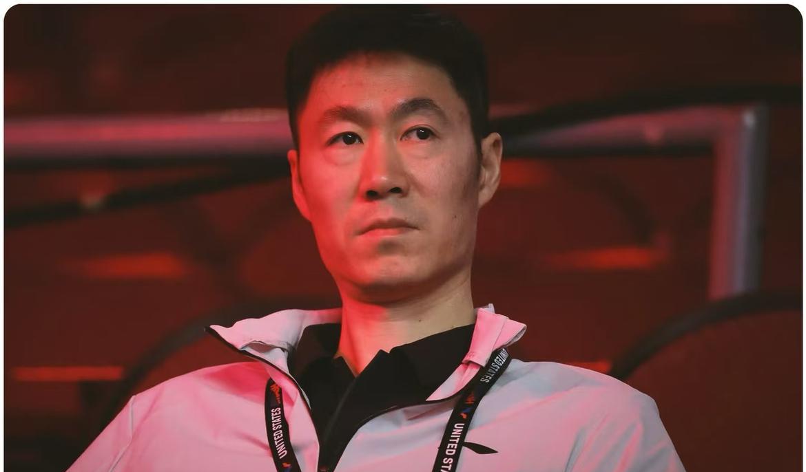 如果我是王励勤，今晚觉都不睡了，连夜飞回国内，马上要做的第一件事就是和让男乒