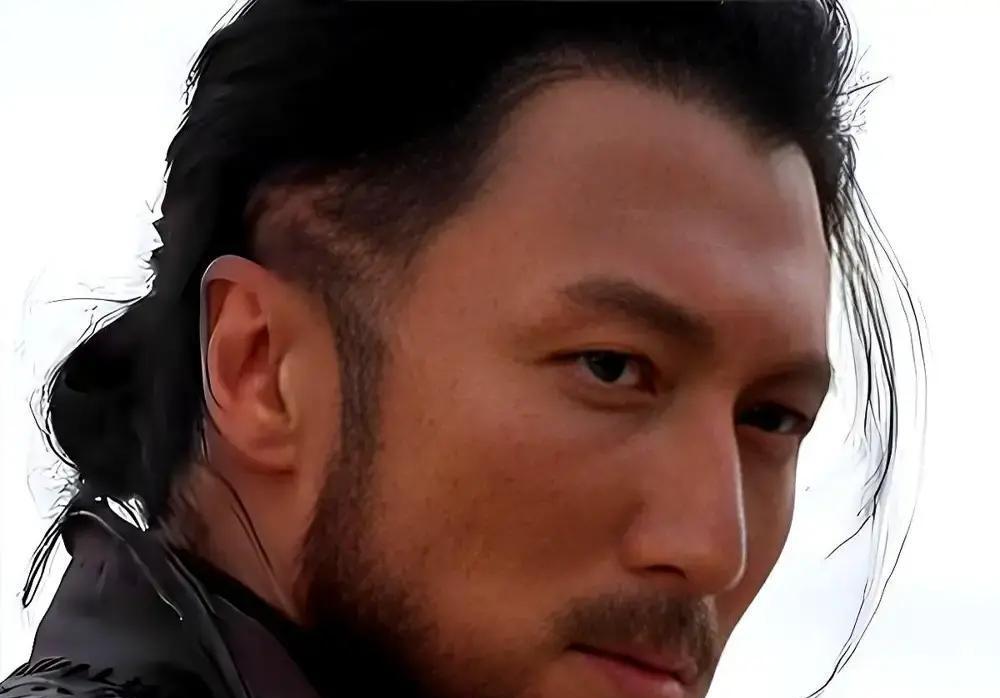 时隔17年，谢霆锋又断了骨头。动手的，还是吴京。别搞错了，这不是意外。从0