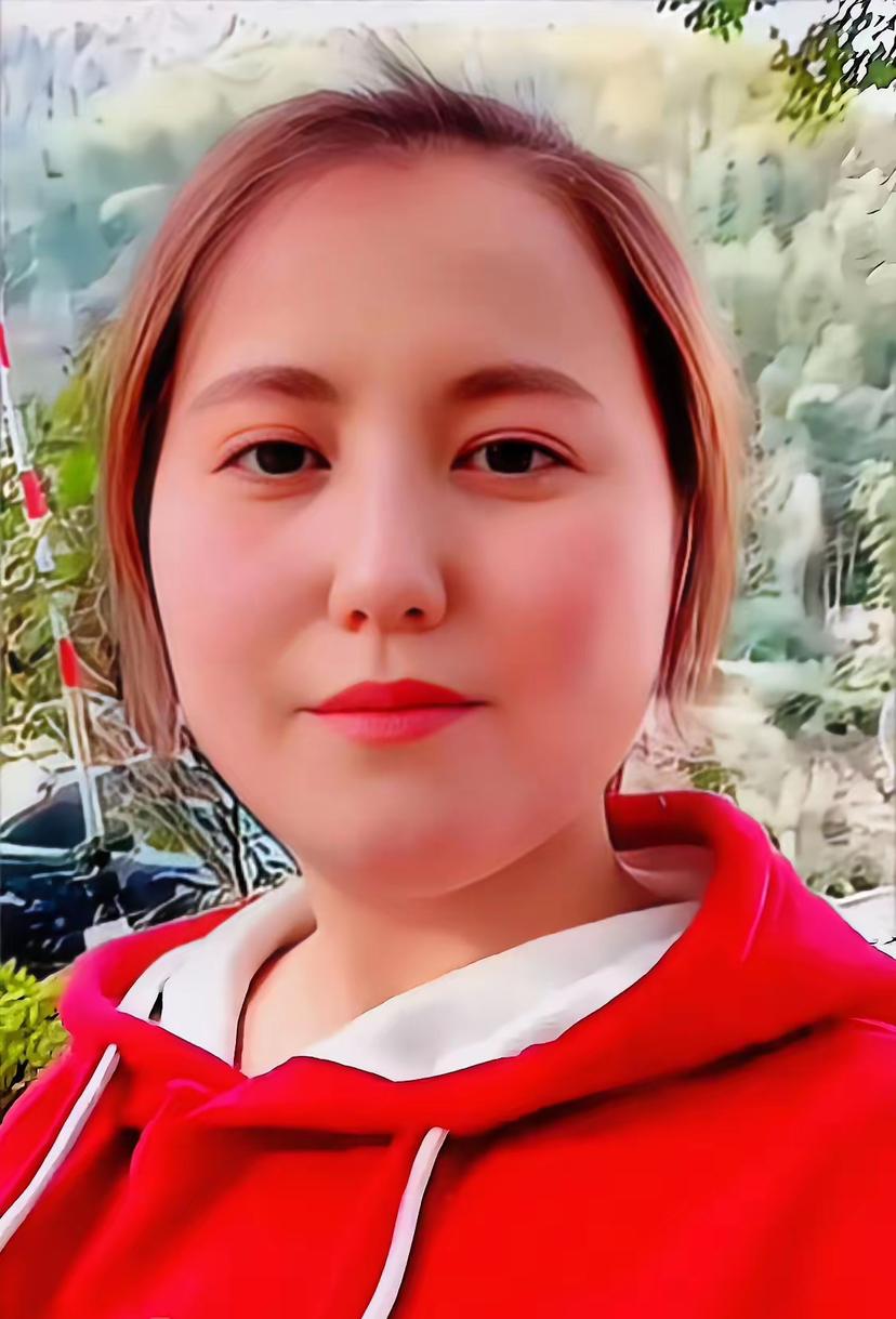 岳西小女孩爸爸出面辟谣，称这件事和一万块钱赔偿没有任何关系，也不存在与柳某的仇恨