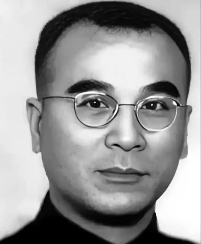1975年，南京的杨兆龙蹲了12年牢终于被放出来。没人记得，26年前他当大官时，
