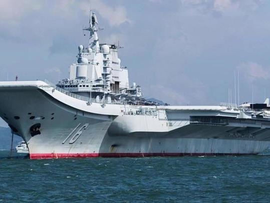 舰体即将合拢！中国330米核动力航母出世问鼎世一航大连船厂的国产超级航母