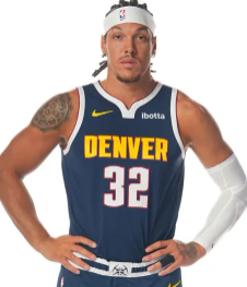 戈登是真的命硬啊，能在掘金作为非自家新秀留到现在克伦克特别喜欢给掘金新秀大合同