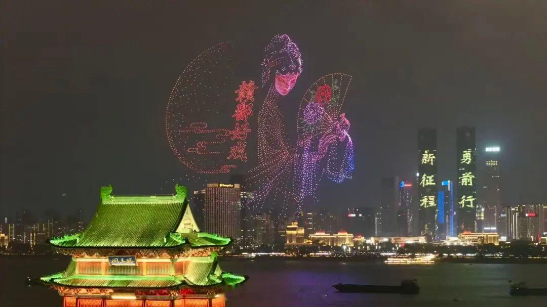 2026年南昌市国庆烟花晚会，确实震撼、壮观！