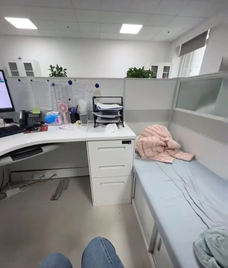 看这个工位，就知道公司有人情味​​​