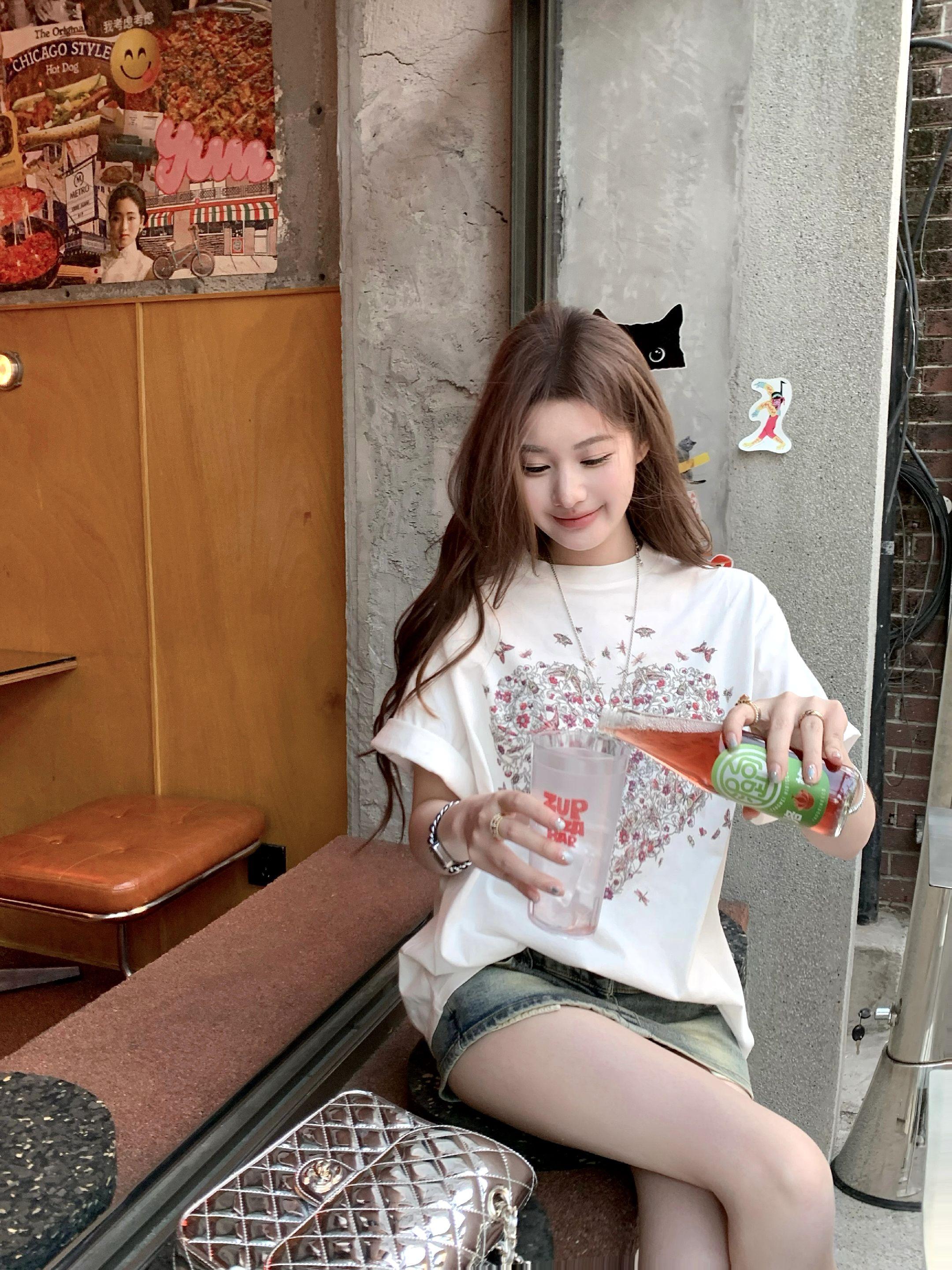 热恋的夏季。