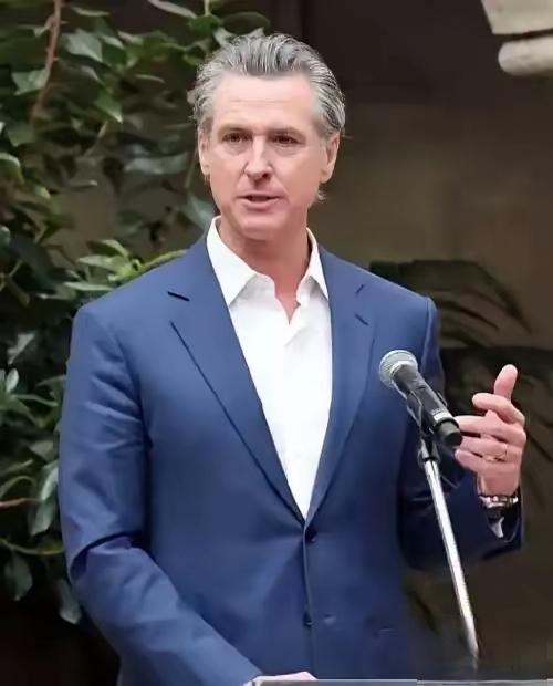 不得不夸，纽森真是美国政坛的人间清醒，敢在全世界面前把大实话讲得这么透彻。他