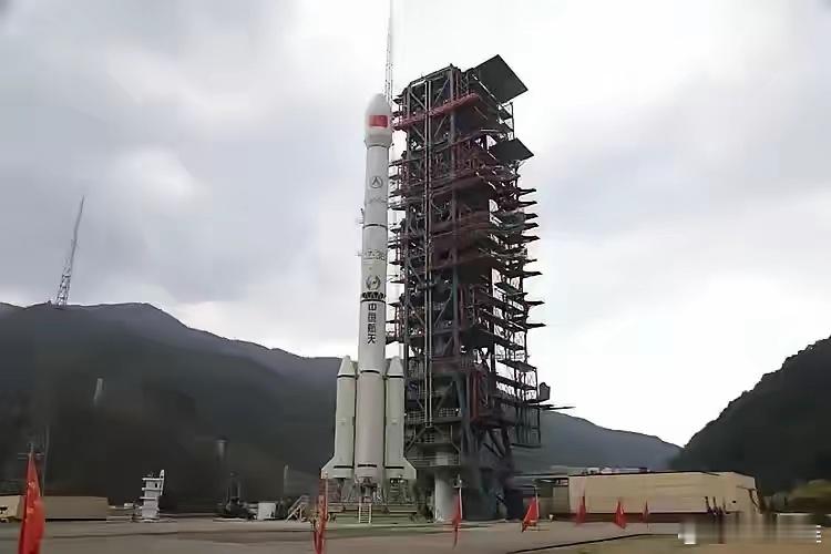 一天内两次火箭发射失败！1月17日00时55分，我国在西昌卫星发射中心使用长征三
