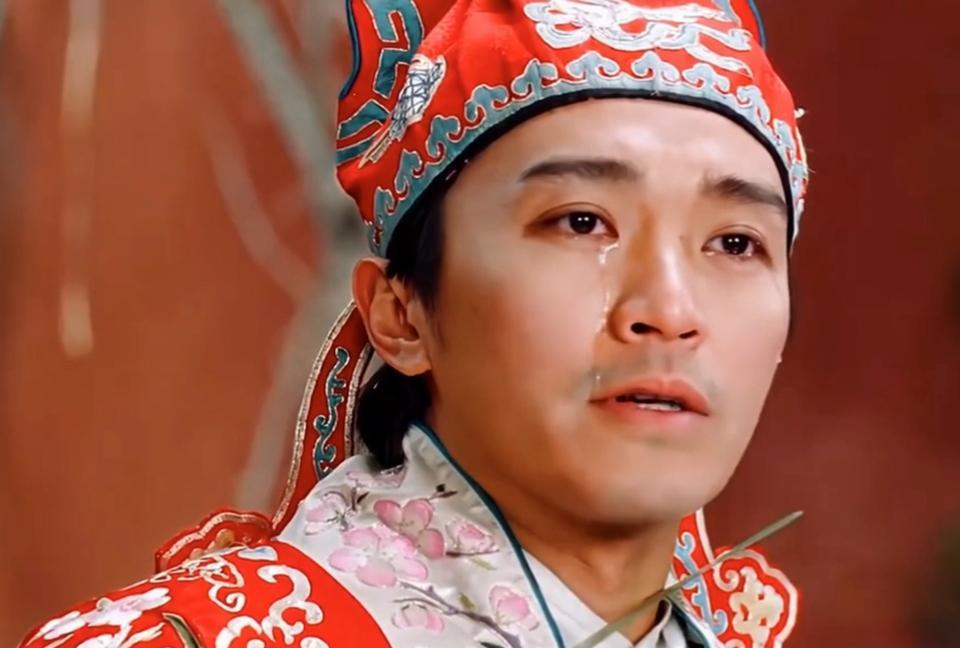 1994年，周星驰花了6000万拍《大话西游》，可当他用80万请赵季平谱曲时，赵