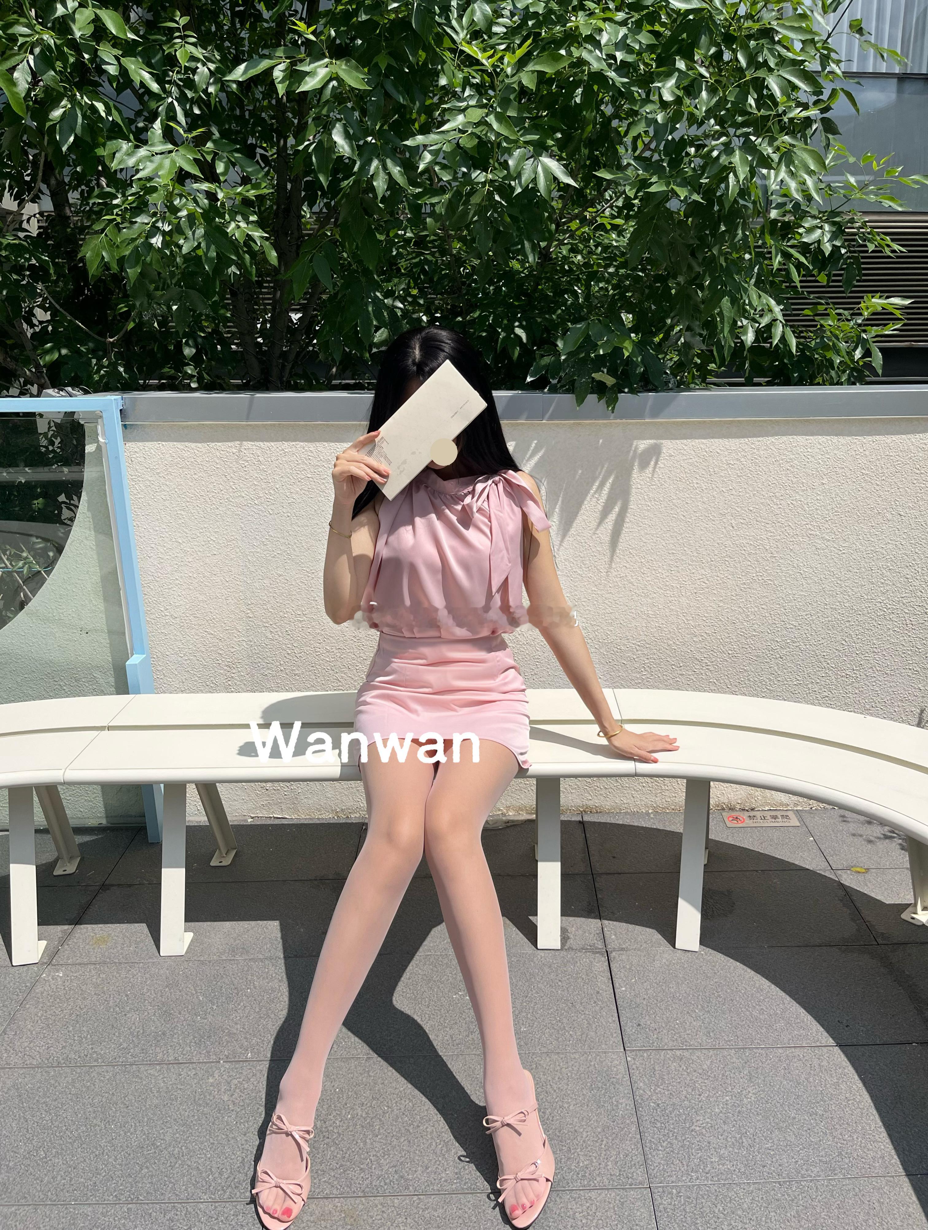 是水蜜桃一样的粉色系今日穿搭我的日常plog今天穿什么