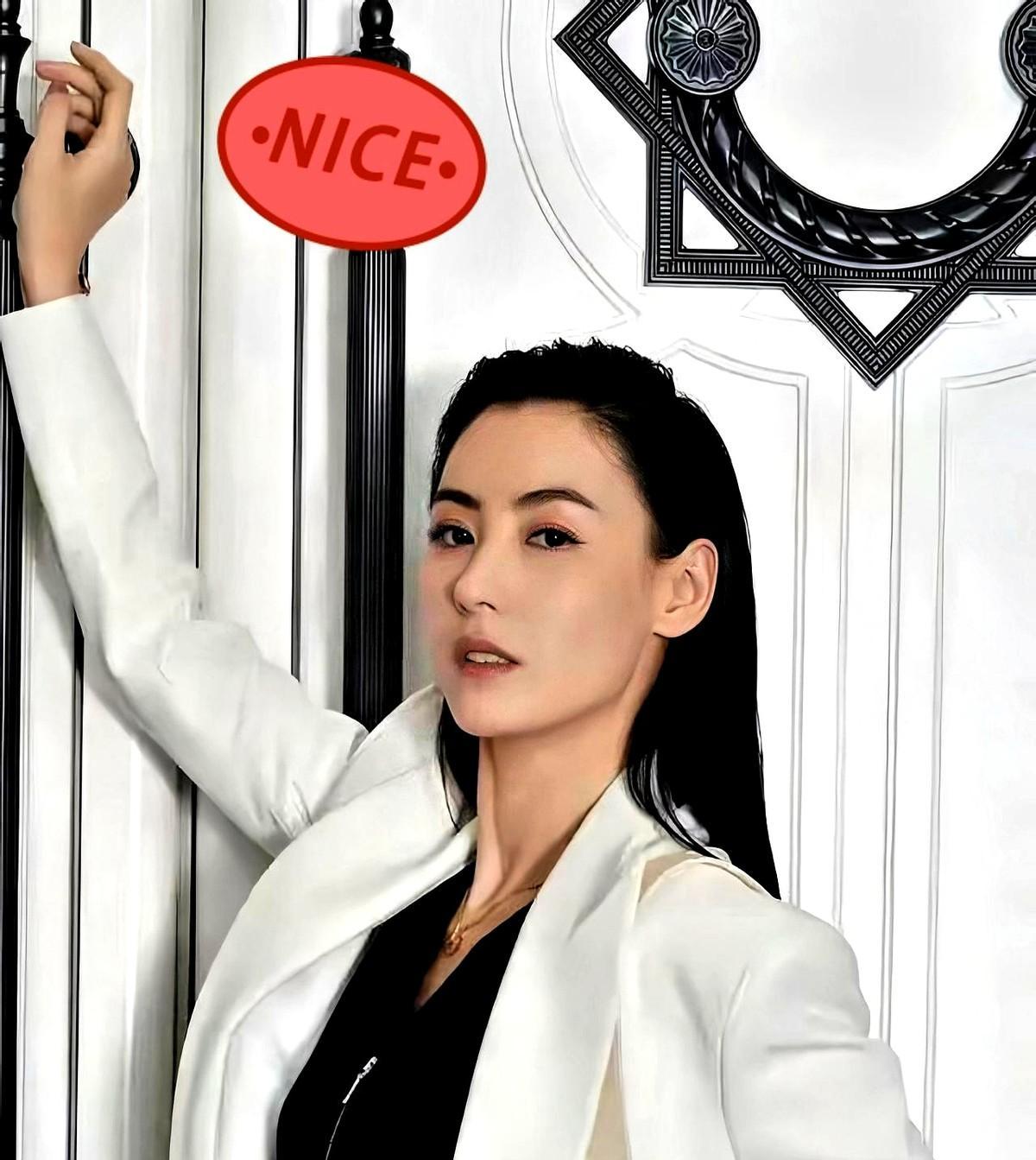 王菲沉默了，谢霆锋也沉默了！在香港灾情面前，张柏芝没搞那些虚的，直接捐了10