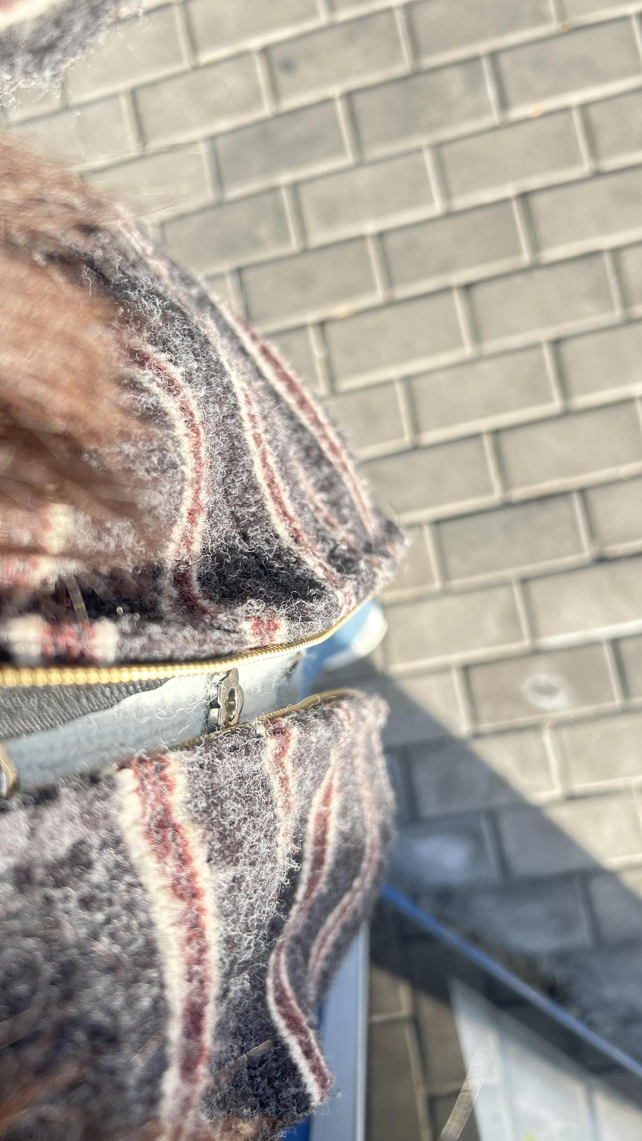 坐了3小时地铁来面试，到门口放弃了摆烂了许久，觉得不能这样了，就开始随意的投简