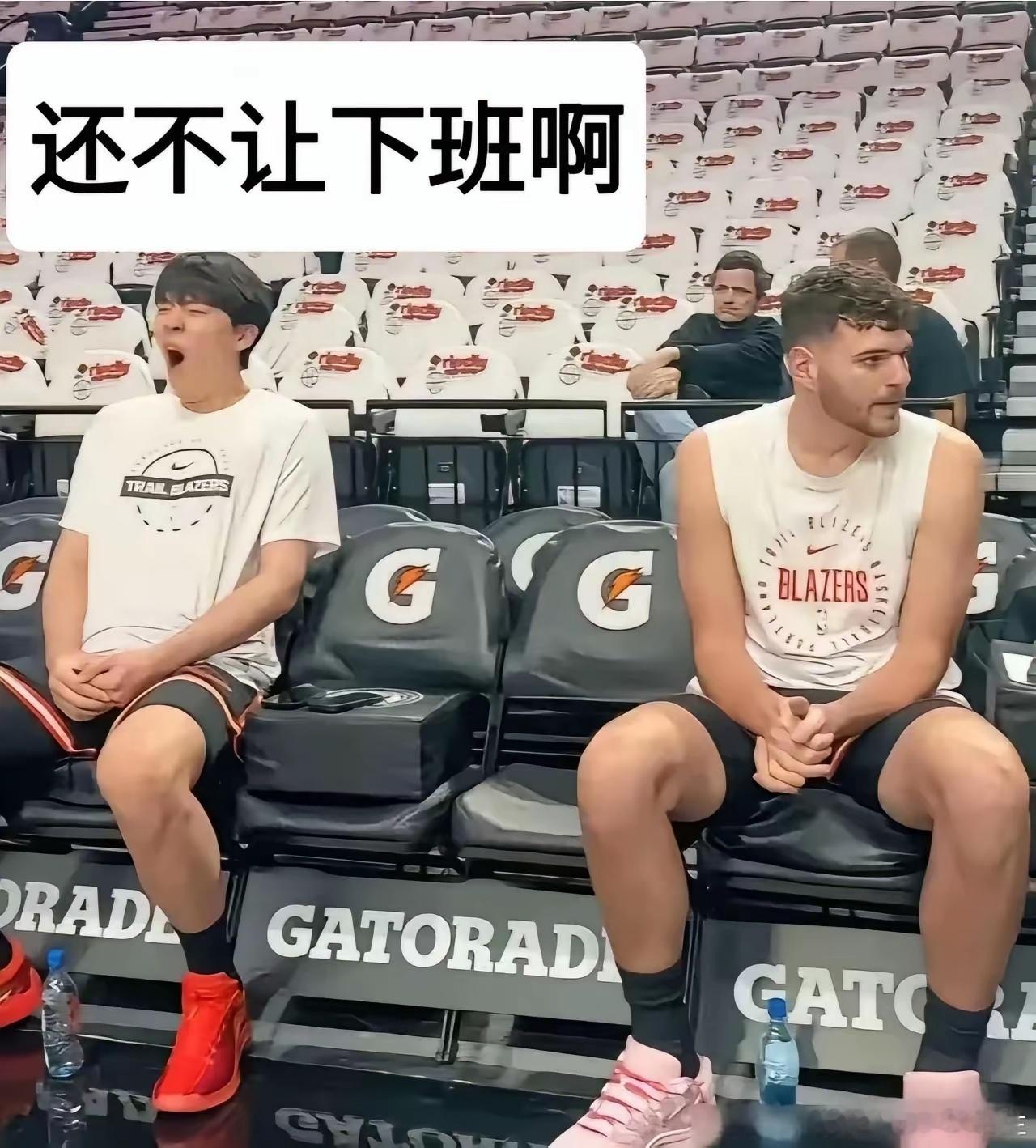 杨瀚森打了一个月感觉没进步啊，开拓者还是给机会了，但每次都不行，怕是主帅耐心磨没