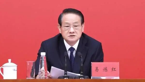 两周内, 三名正部级落马