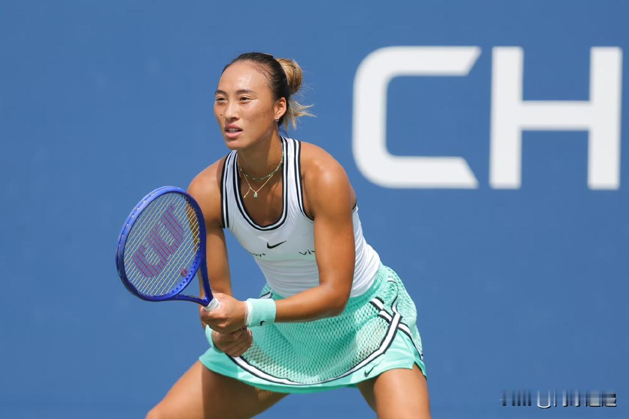 🎾🇨🇳郑钦文上演逆转好戏，晋级美网第二轮美网女单首轮上演资格赛选手之间的