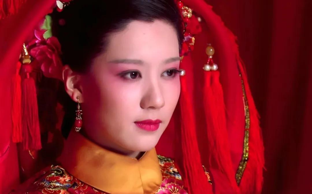 重温《甄嬛传》脑洞：若孟静娴入宫选秀，地位能比肩谁？她是沛国公嫡女，超一等