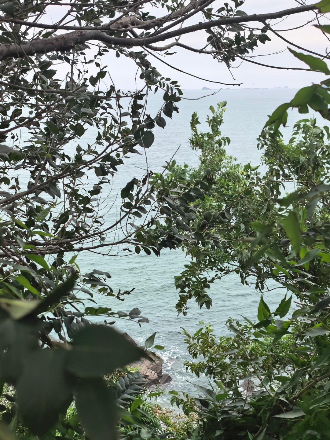 孙子兵法：圆滑1、遇到女人：一律说对方瘦了。2、遇到穷人：一律说钱不重要，快乐就