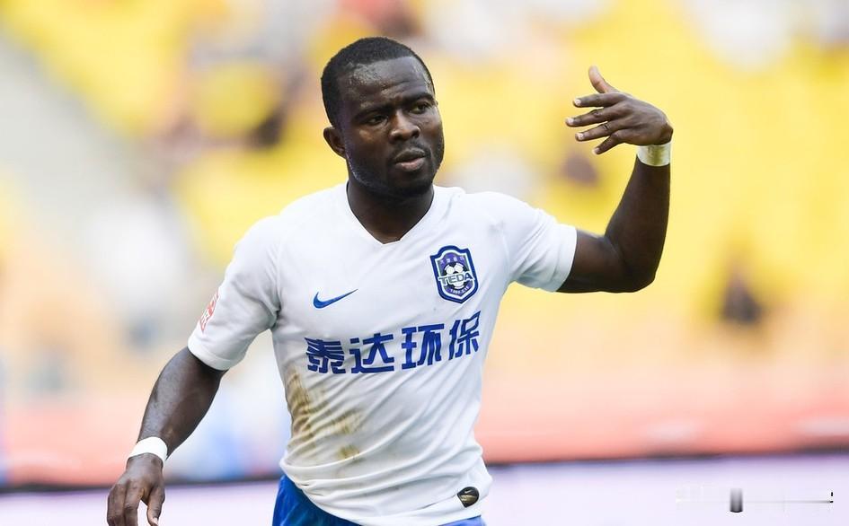 其实阿奇姆彭离开河南未必就是坏事，而引进阿齐兹或许会得到意想不到的效果！最近关