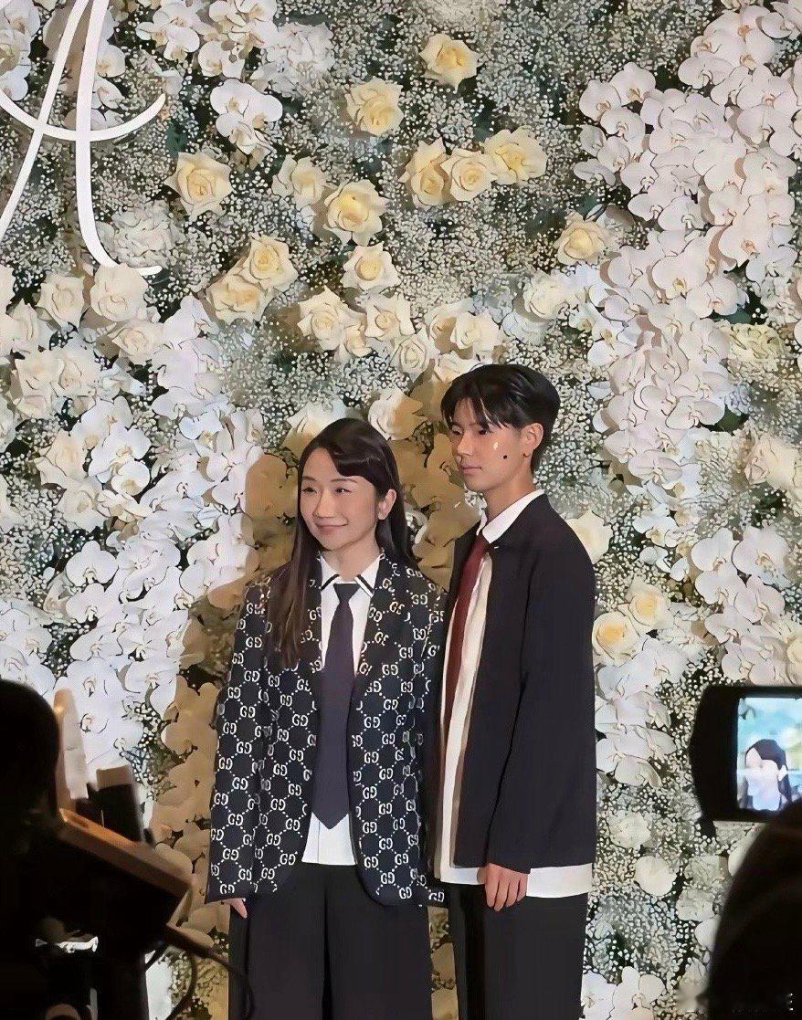 这是陶晶莹的女儿，不是儿子。这些艺人对孩子都蛮宽容的，想如何就如何