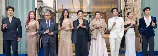 章子怡怎么越来越可爱了47岁的她压轴出席Tiffany开业，作为全球代言人的她