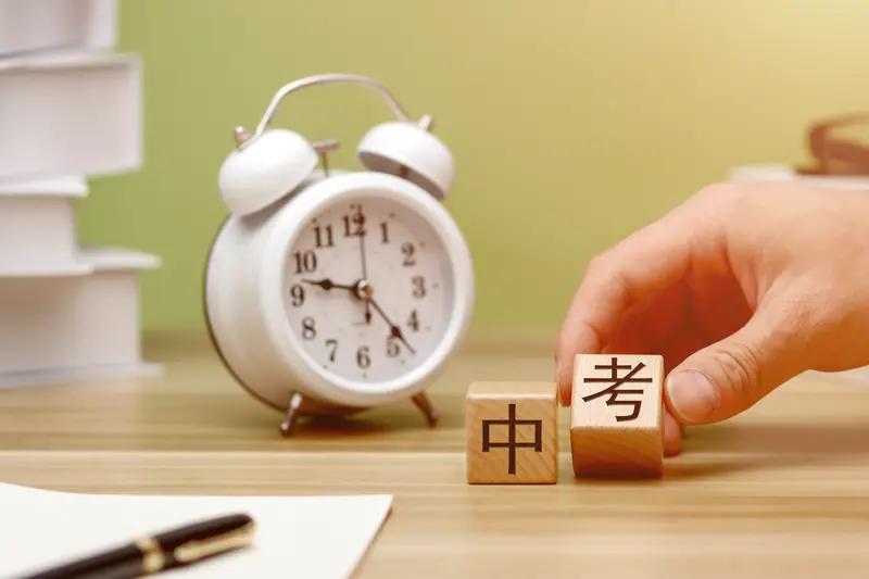 你认为初中学习拼天赋还是后劲初中学习，天赋和后劲哪个更重要？我觉得后劲更胜一筹