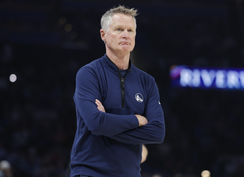 科尔这几年一直有个毛病导致勇士经常输掉不该输都比赛这几年我差不多看来九成多的