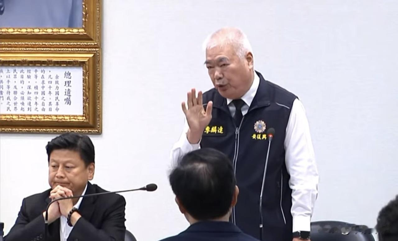 国民党立院党团今召开党团大会讨论军购特别条例，两派意见拉扯，并无共识。国民党副主