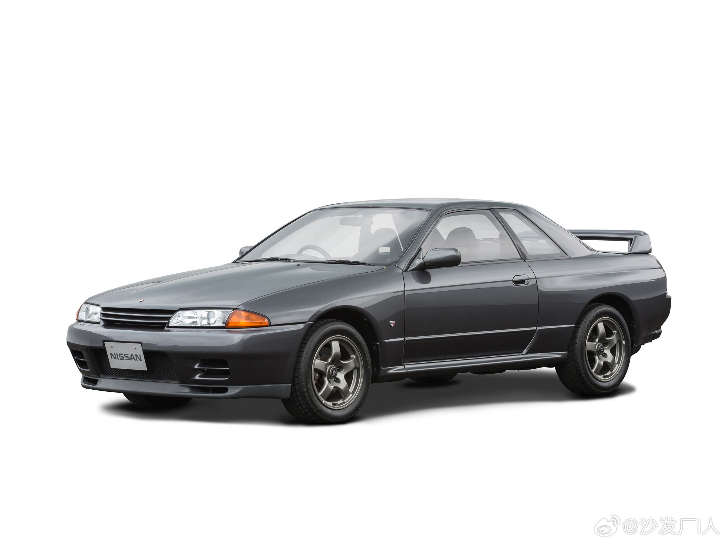 4万多的张雪ZX820RR，功率、扭矩和12万的杜卡迪Monster821