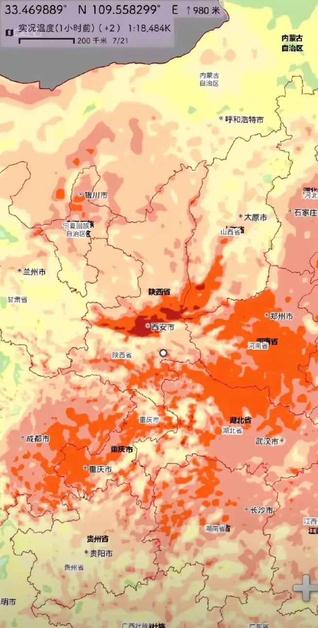 西安的温度咋这么高，红的发黑，比重庆、成都的温度都高。关中平原我看就渭南、西安、