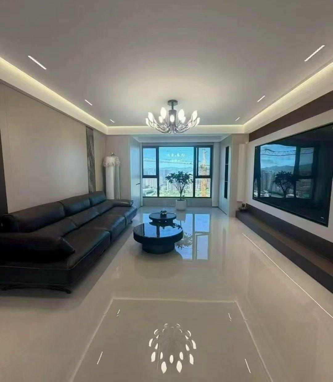 订婚前发现两条杠，先别慌，这可能是老天给你递来的一面照妖镜。女儿攥着验孕棒坐我