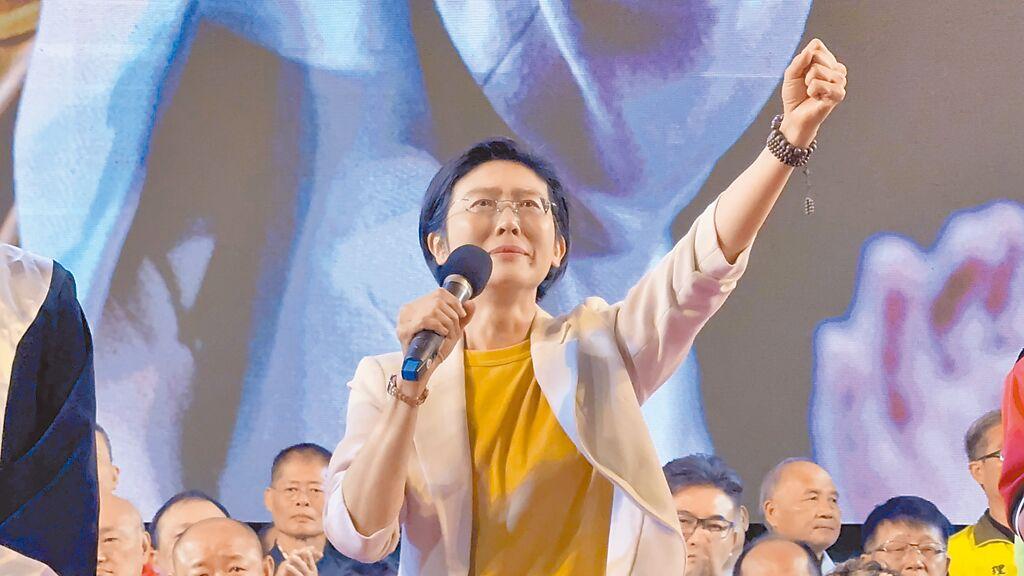 林岱桦造势活动正妹遭起底。1日举办首场造势晚会,表态争取2026高雄市长提名,现