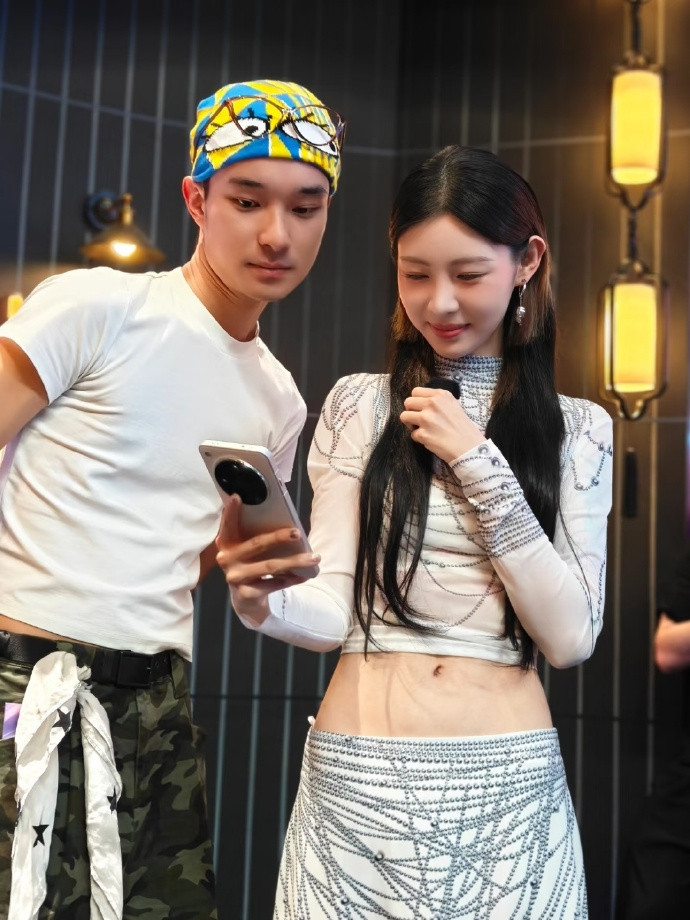 痞幼不是一眼惊艳型的长相，但是总能给人一种又纯又欲的感觉，这是怎么做到的？