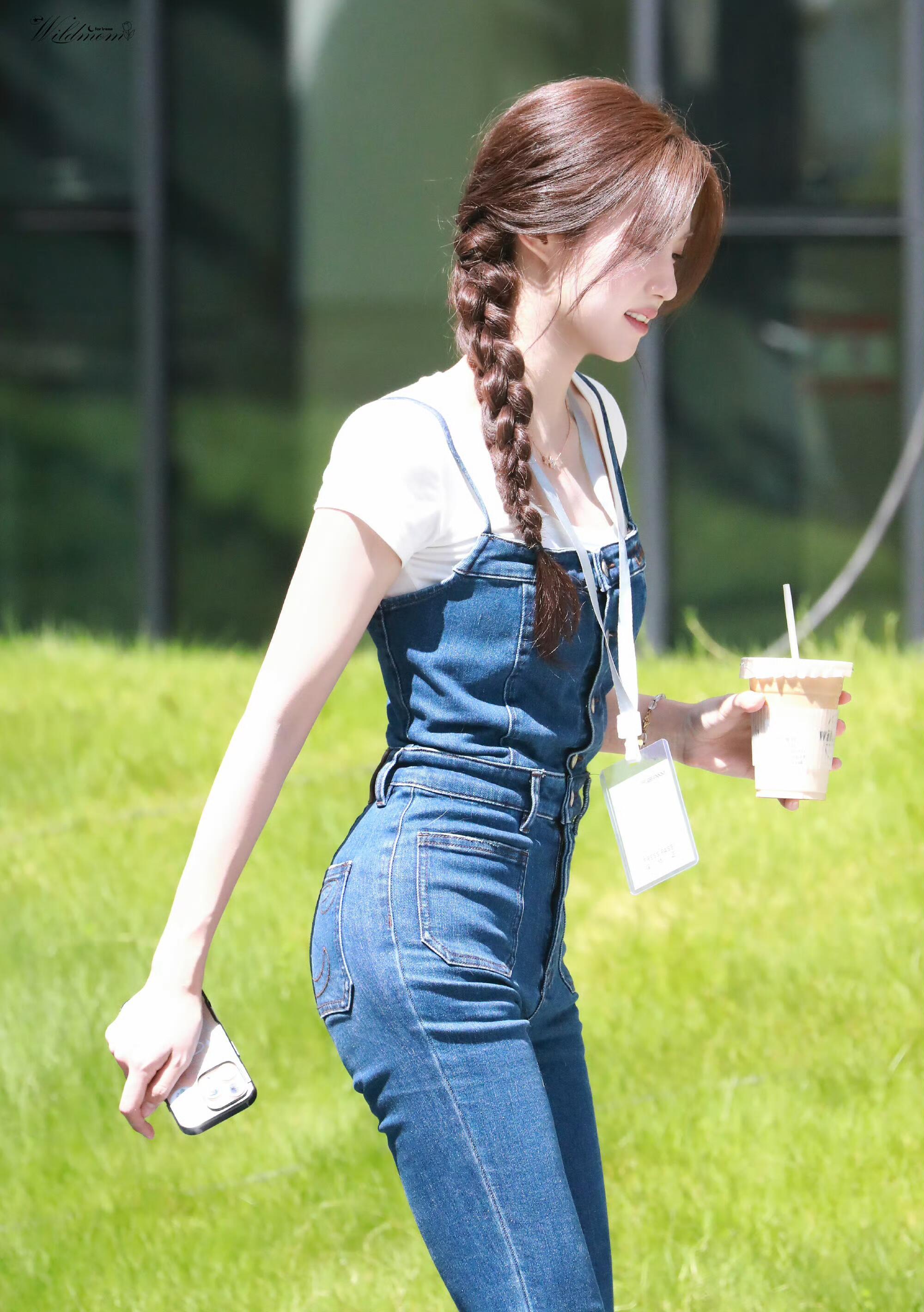 阳光下的卢昱晓☀️卢昱晓​​​