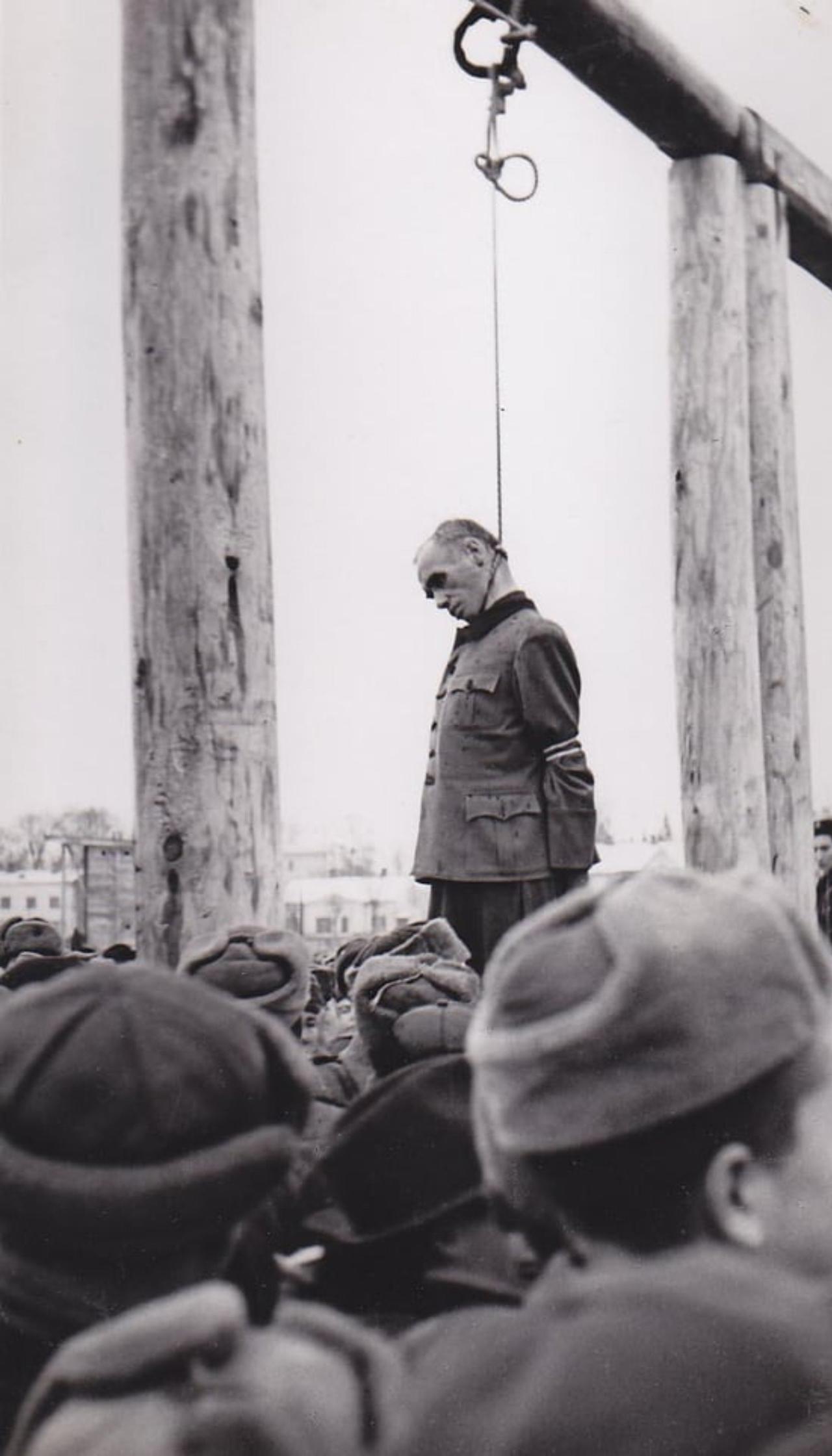 1946年2月3日二战党卫队上级集团领袖弗里德里希·耶克尔恩（Friedric