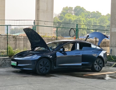 Model3真实感受：1.车24年11.12提车，出门就换单踏板，没有用过油