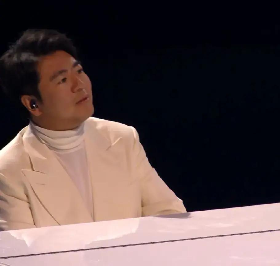 米兰冬奥会之后，还会有人质疑郎朗吗？刚刚召开的米兰冬奥会开幕式，朗朗作为钢琴演