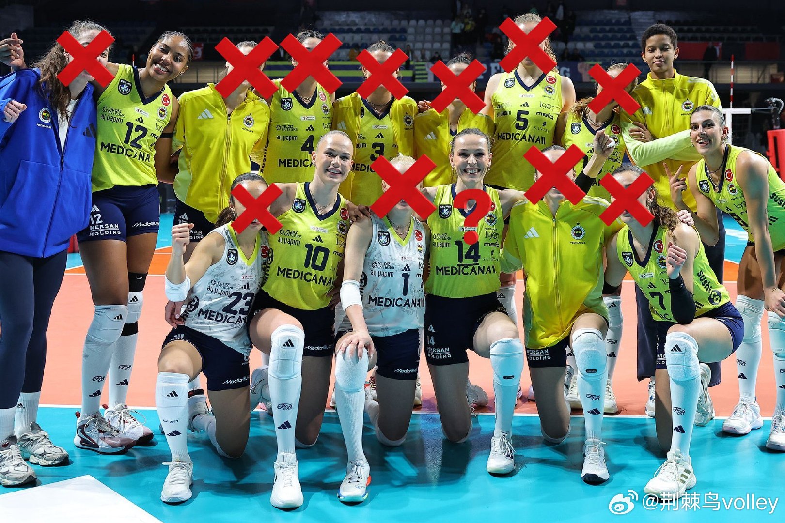 土耳其球迷大作：青春风暴➕️奥罗in，其他球员都out😄。女排国际排坛动态