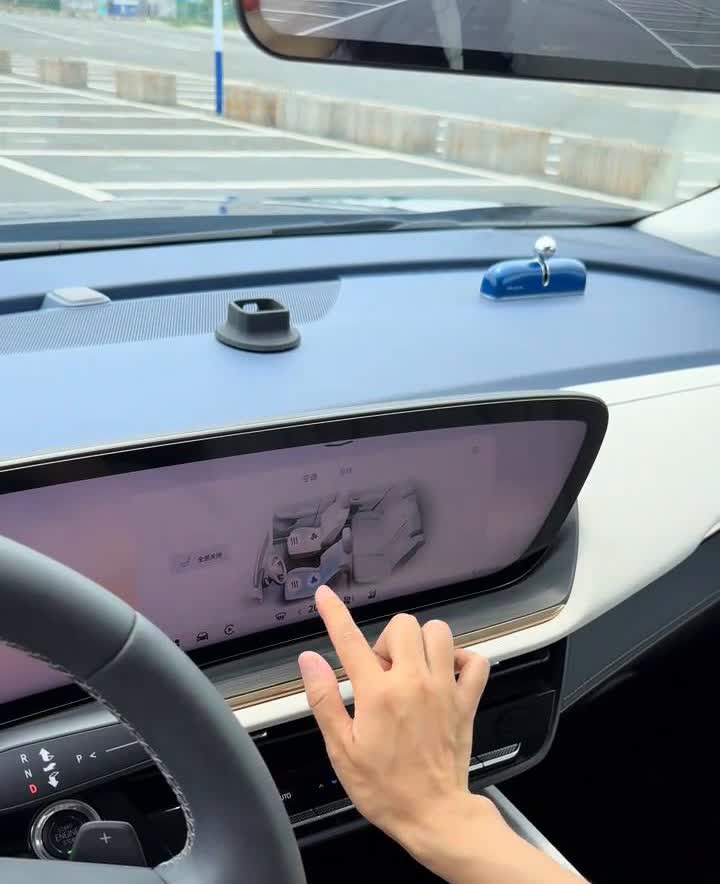 昂科威plus到底是不是一辆高级车？我认为它是一辆高级车，今天就看一下它的高