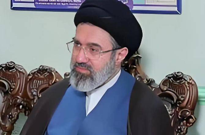 伊朗最高领袖接班人穆杰塔巴生死两重天！说穆杰塔巴已经身亡的消息，不是美国CN