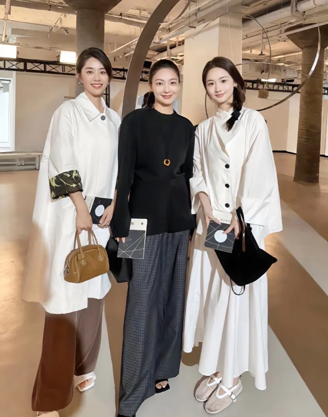 彩礼只要5万，你会选择哪个