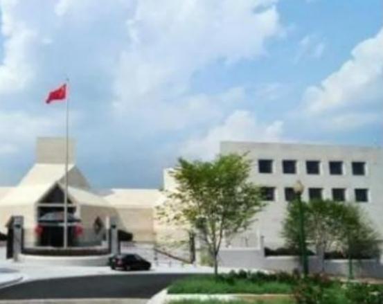 1982年，我国驻莫桑比克大使馆翻译唐健生实施了一个惨绝人寰的计划，杀死使馆内所