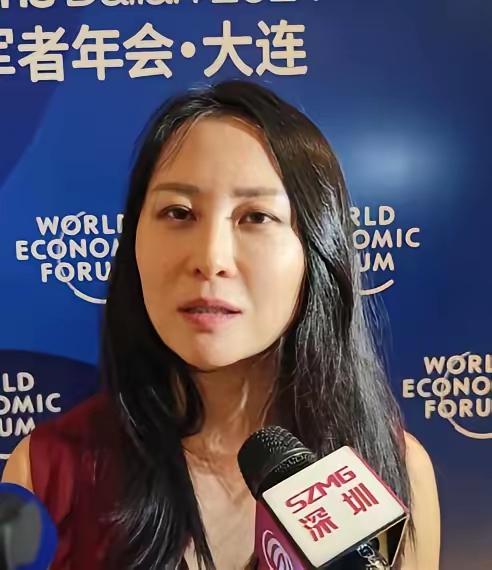 别光盯着金刻羽！国内还有多少“精致利己的留学派”藏在暗处？拿着国内爸妈赚的