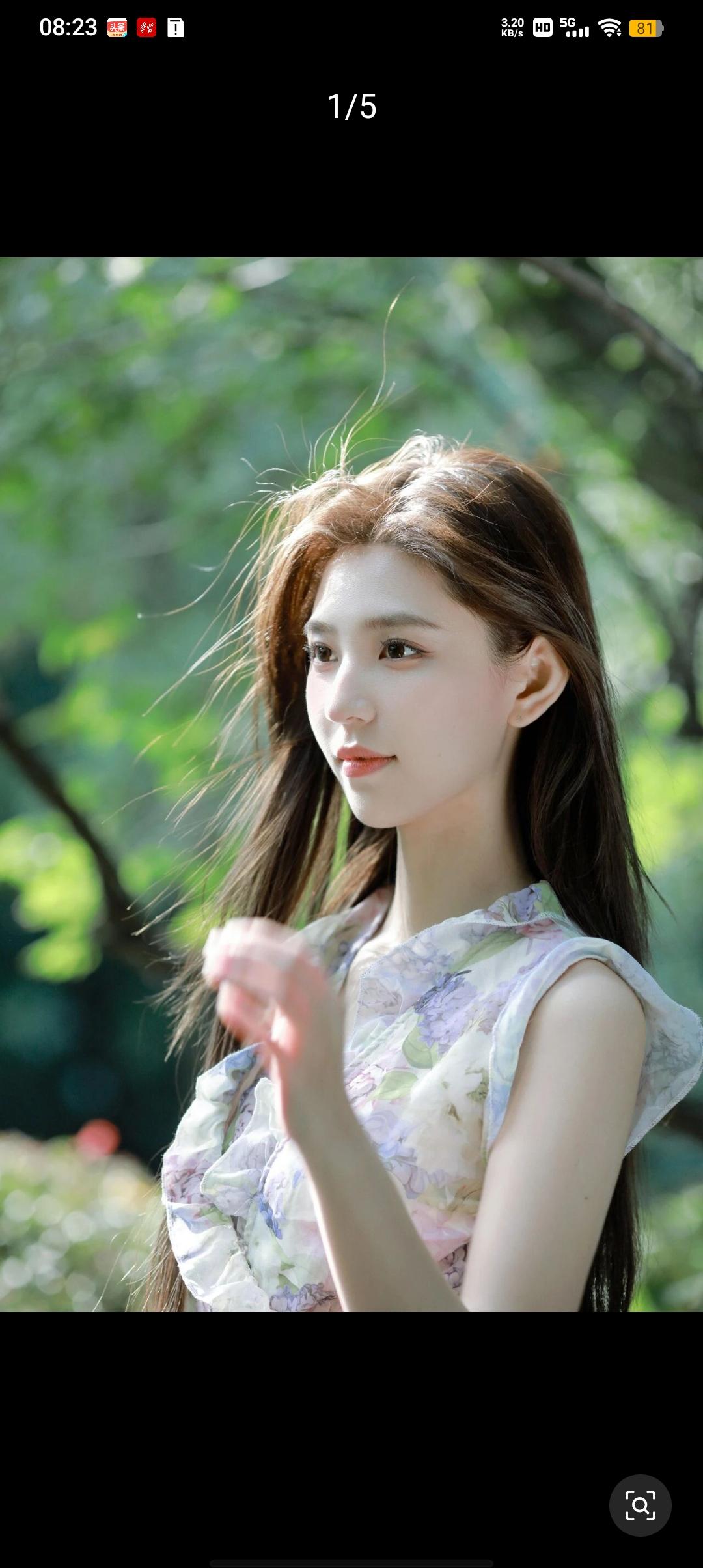 夏日清新少女，绿意盎然中绽放自然之美。🌿💕晒图笔记大赛有没有白色背景美女图