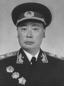 1974年，陈毅夫人张茜病重弥留之际，盯着三个儿子只说了一句话：“妹妹不出嫁，你